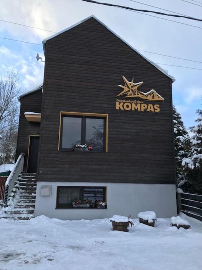 Dovolenkovy Dom - Kompas Pavčina Lehota Εξωτερικό φωτογραφία